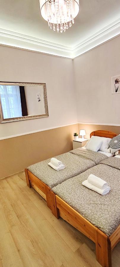 Center Apartman سيغيد المظهر الخارجي الصورة