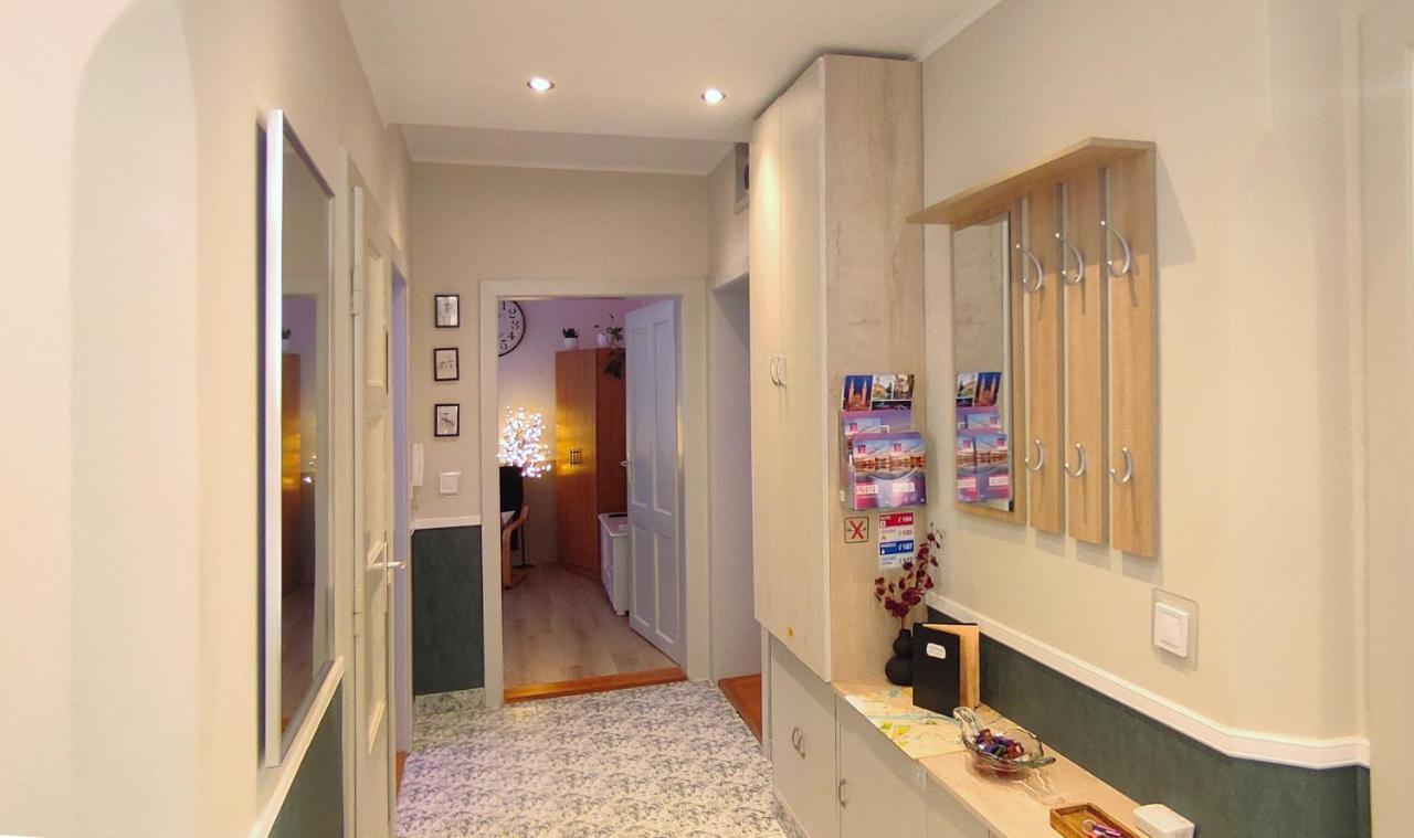 Center Apartman سيغيد المظهر الخارجي الصورة